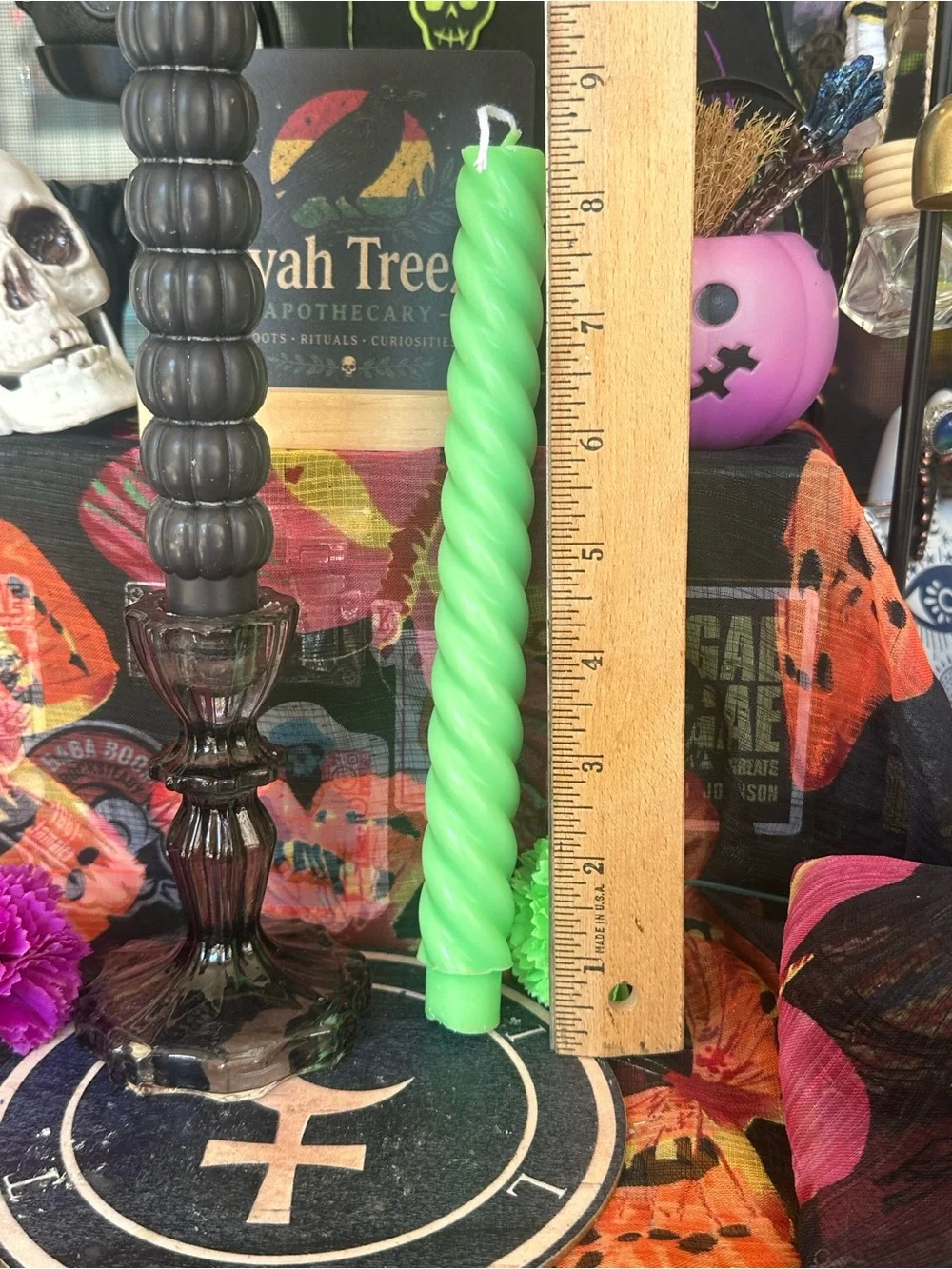 Set of 2 Handmade Halloween Candles – Green Twist & Black Pumpkin Stack